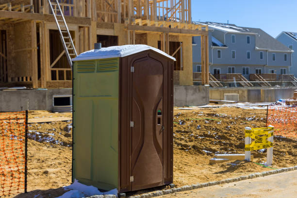 Best Portable bathroom rental  in Leisure World, MD