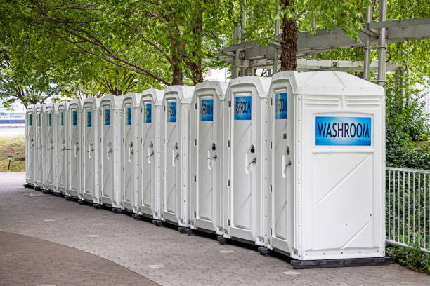Best Temporary restroom rental  in Leisure World, MD